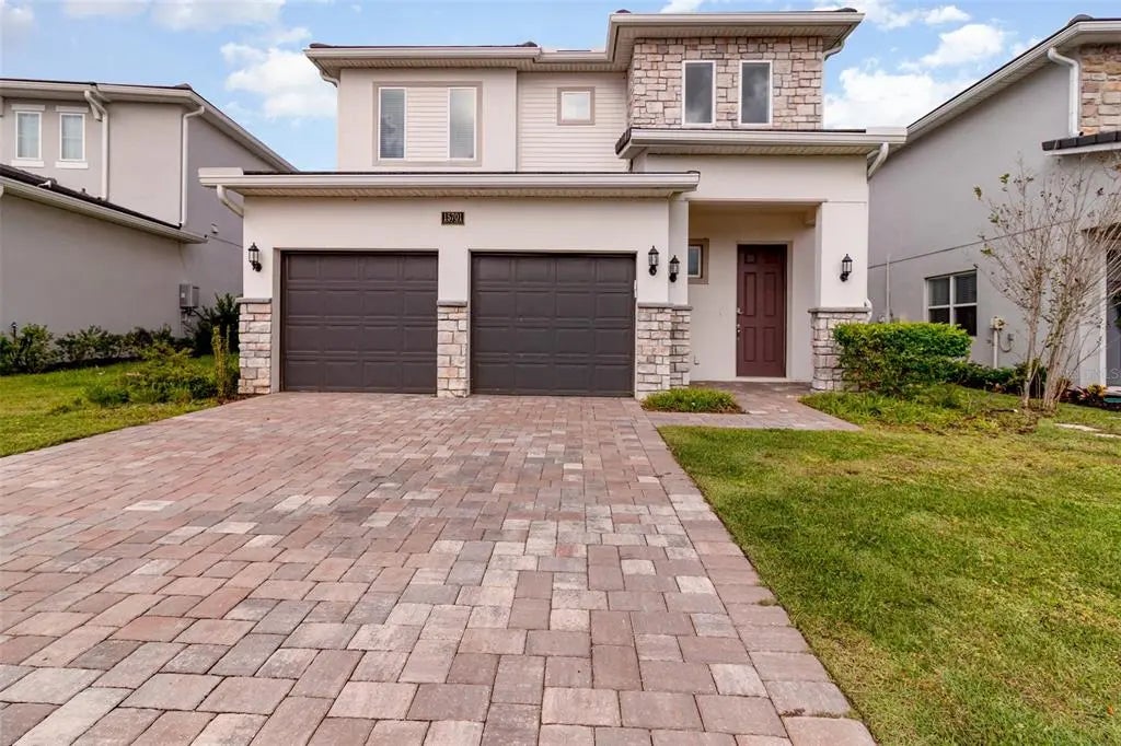 15701 Vetta Drive, MONTVERDE