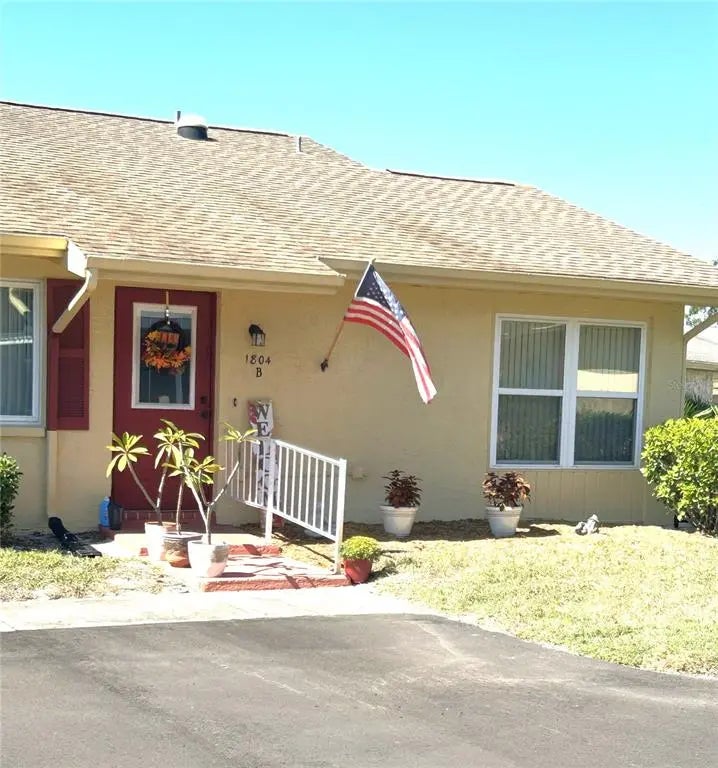 1804 Foxhunt Drive B, SUN CITY CENTER