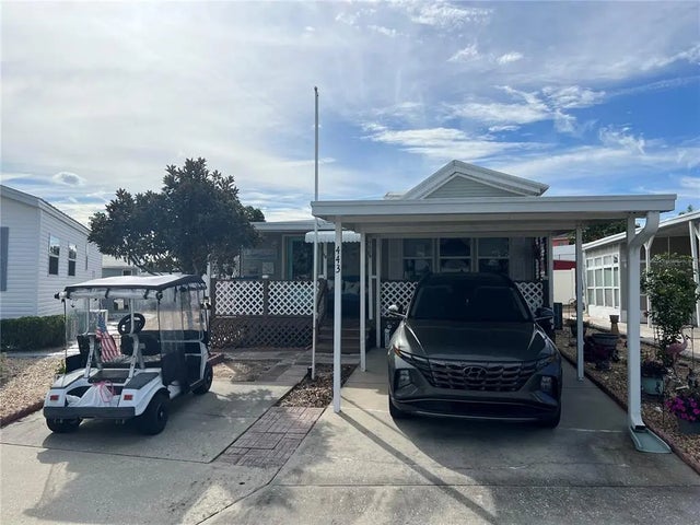 443 Pansy Street, DAVENPORT