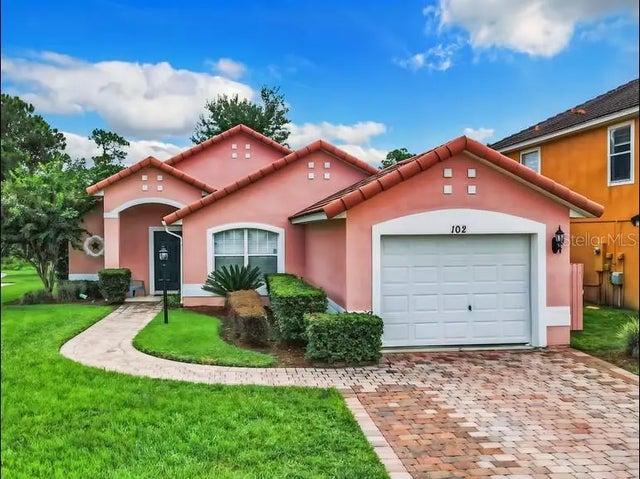 102 Hummingbird Pass, DAVENPORT