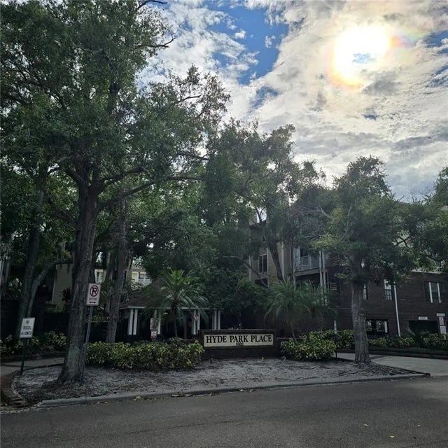 1000 W Horatio Street 207, TAMPA