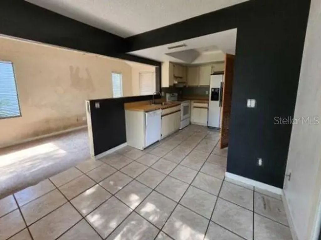 5 of 13 - 270 Amberwood Court, ORMOND BEACH, FL