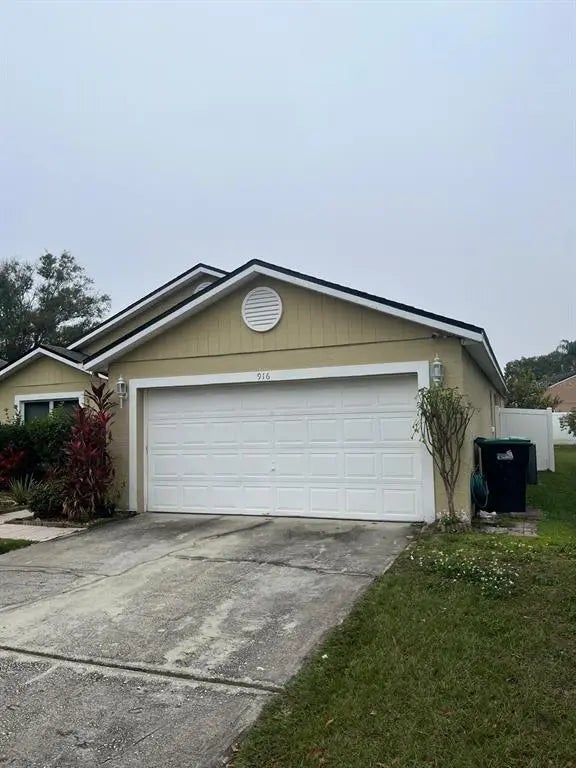 916 Ponderosa Pine Court, ORLANDO