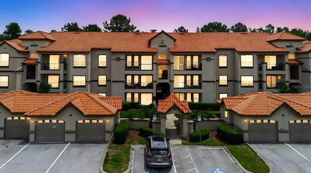 18107 Peregrines Perch Place 6303, LUTZ