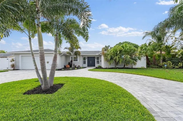 170 98th Avenue N, ST PETERSBURG