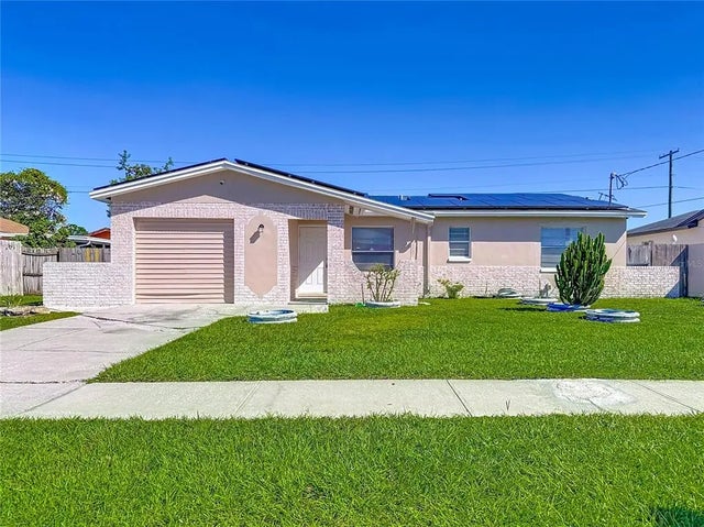 6419 W Paris Street, TAMPA