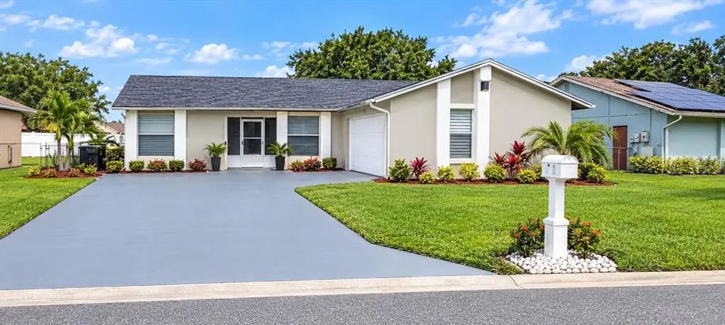 711 Wedge Lane, POINCIANA