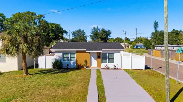 1801 13th Avenue S, ST PETERSBURG