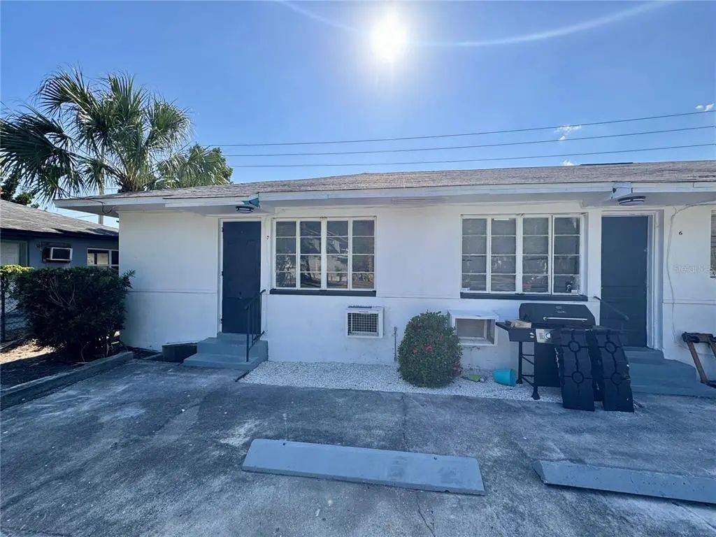 2318 4th Street S 5, ST PETERSBURG