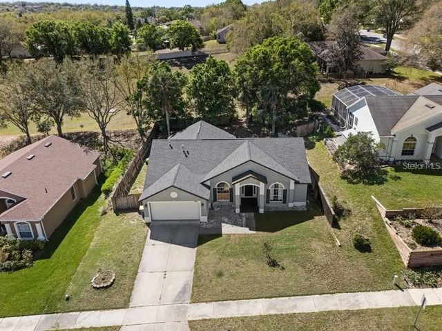 834 High Pointe Circle, MINNEOLA