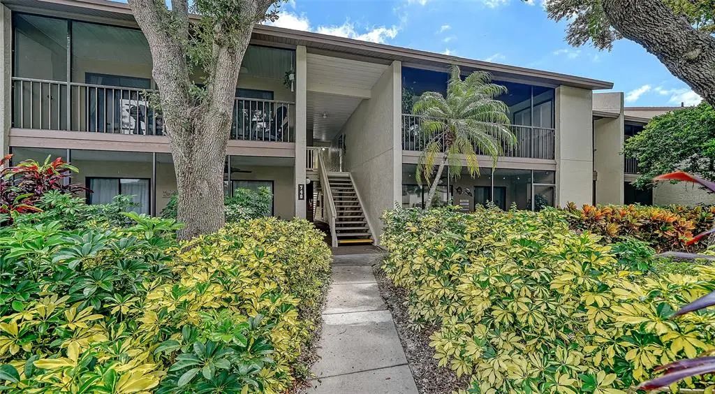 740 White Pine Tree Road 205, VENICE