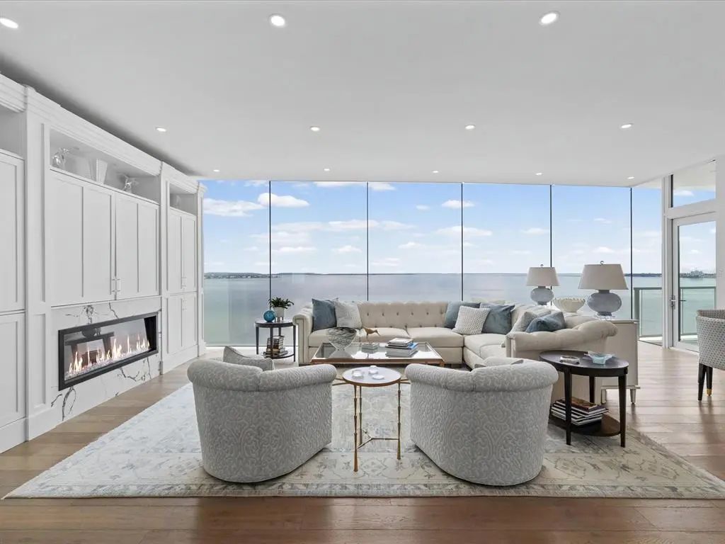 2619 Bayshore Boulevard 900, TAMPA