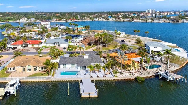 1493 Sea Gull Drive S, ST PETERSBURG