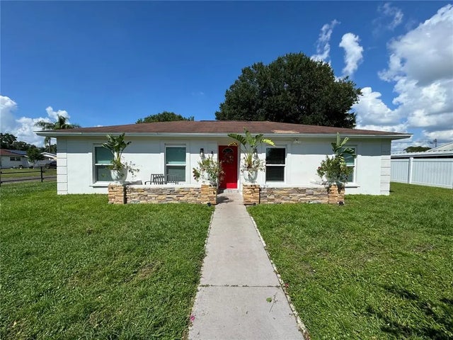 7102 Reindeer Road, TAMPA