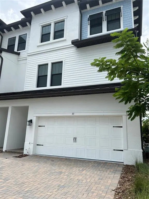 5351 Bridge Street 64, TAMPA