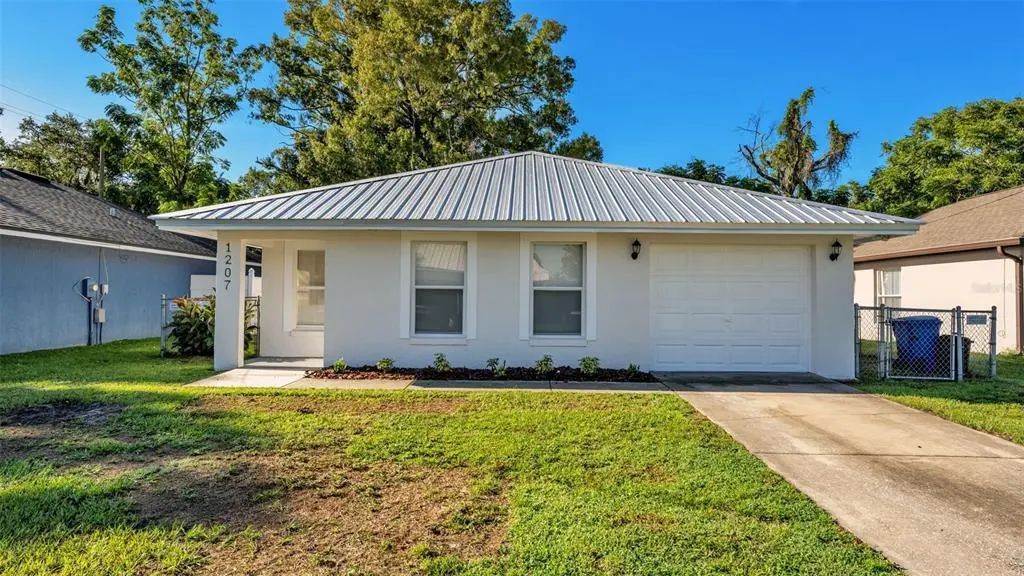 1207 Ne 6th Street, MULBERRY