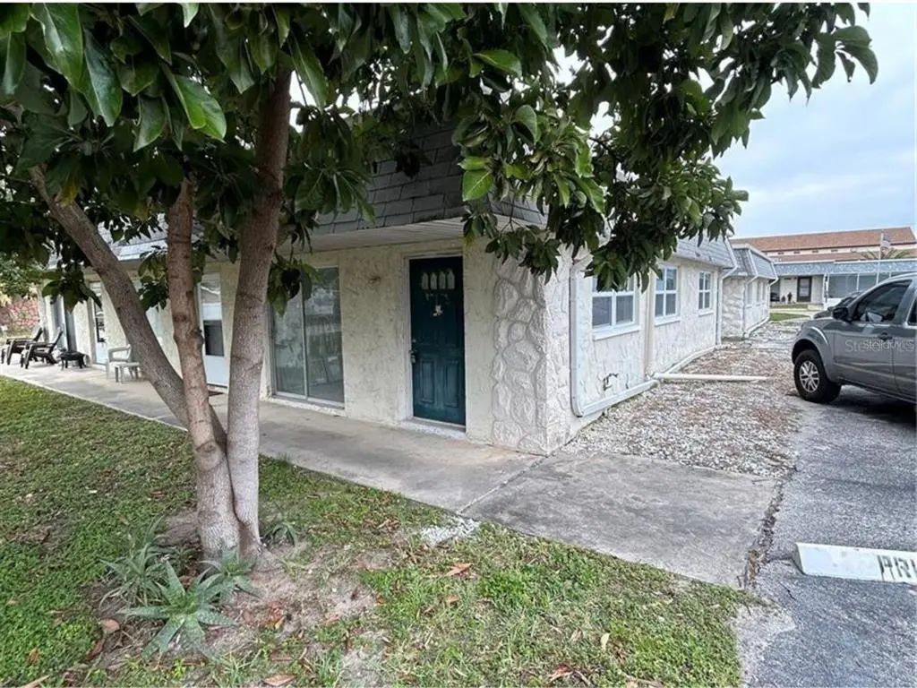 9820 Hidden Lane 2, PORT RICHEY