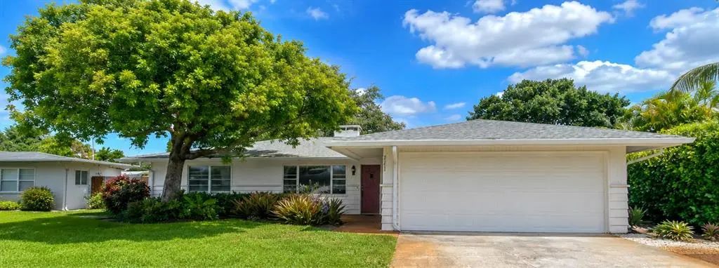 2253 Valencia Drive, SARASOTA