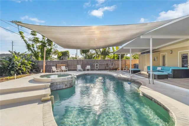 516 45th Street Court W, PALMETTO