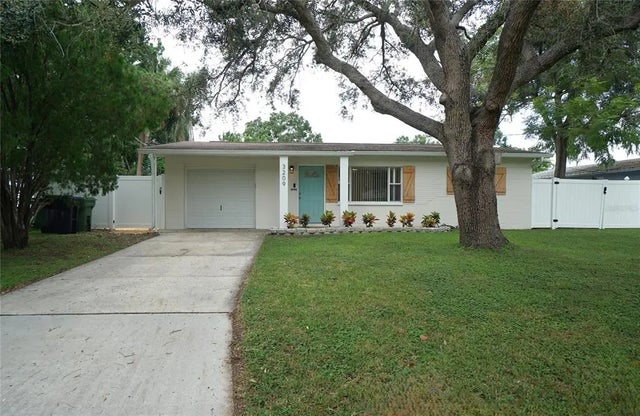 3209 W Wallace Avenue, TAMPA