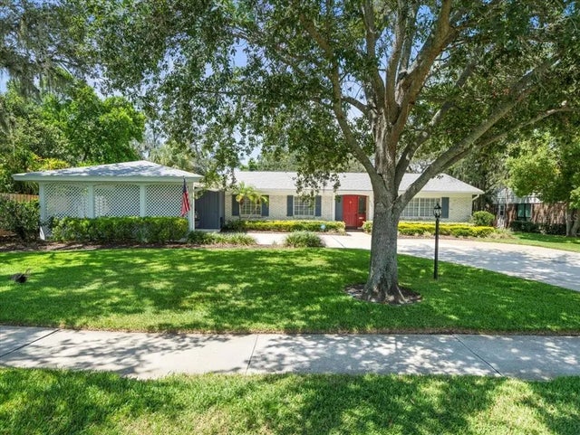 10305 Orange Grove Drive, TAMPA