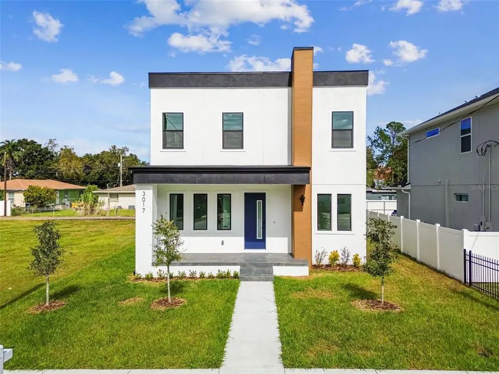 3017 W Spruce Street, TAMPA
