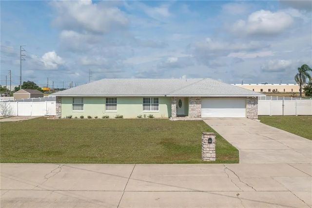 411 Country Pine Road, HAINES CITY