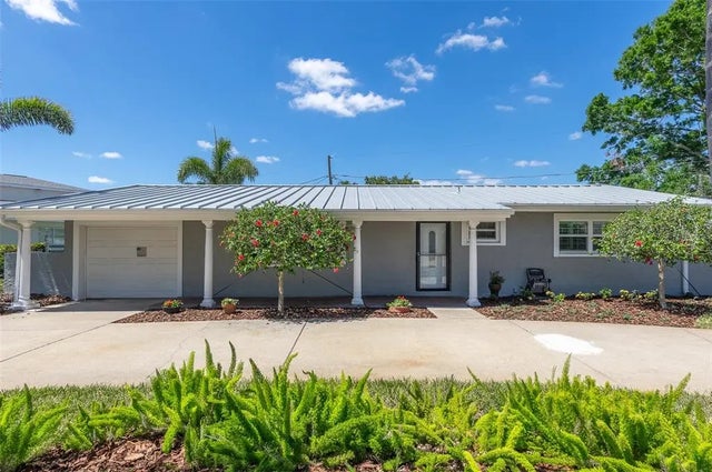 1183 35th Avenue Ne, ST PETERSBURG