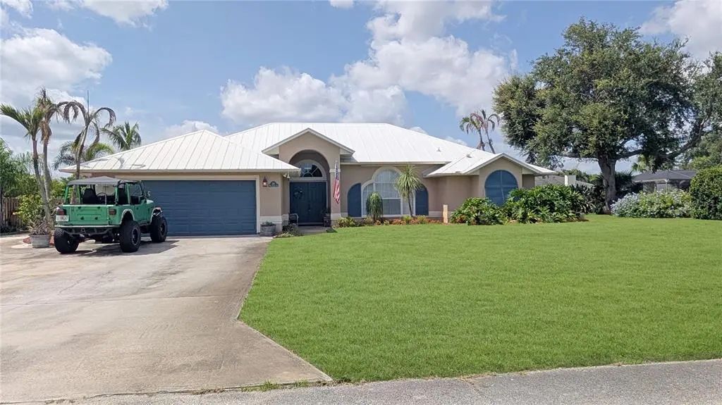 114 N 19th Circle Sw, VERO BEACH