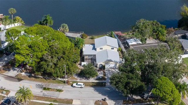 6809 Twelve Oaks Boulevard, TAMPA