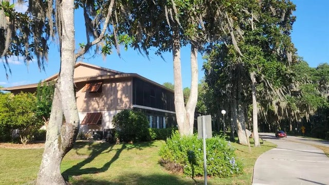 190 Hickory Woods Court 7b, DELTONA