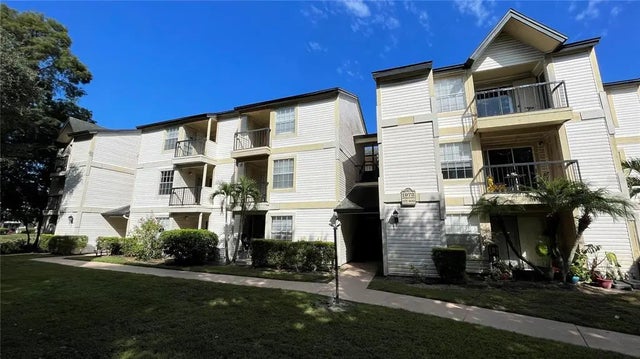 1972 Lake Atriums Circle 200, ORLANDO