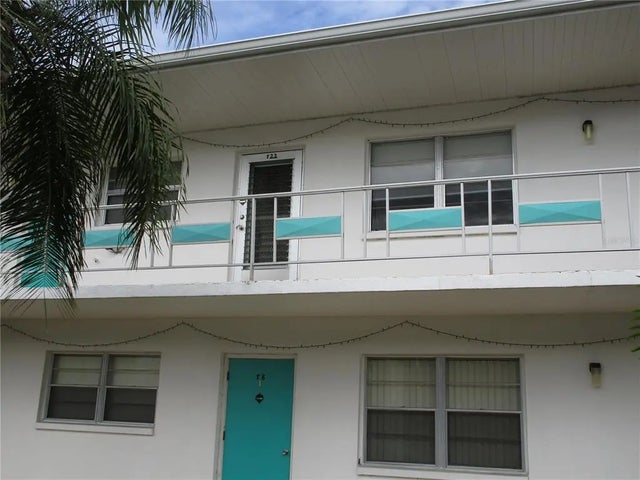 1921 58th Avenue N 22, ST PETERSBURG