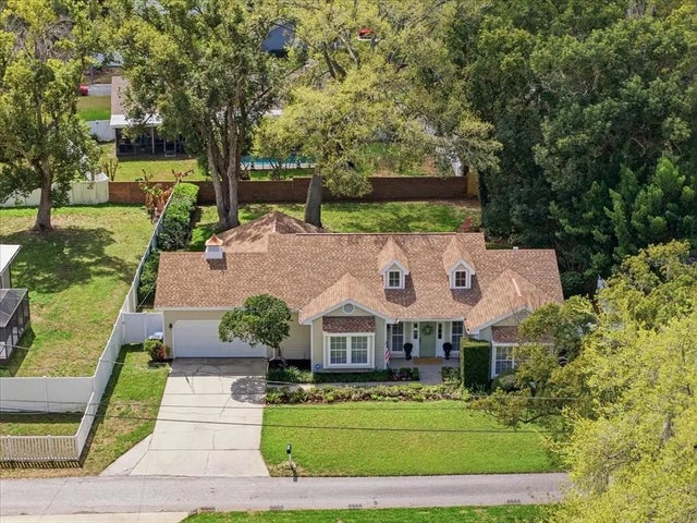 2004 Russell Drive, TAMPA