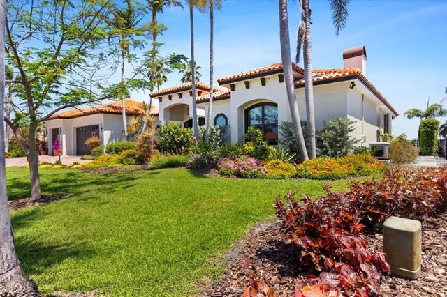 2012 Carolina Circle Ne, ST PETERSBURG