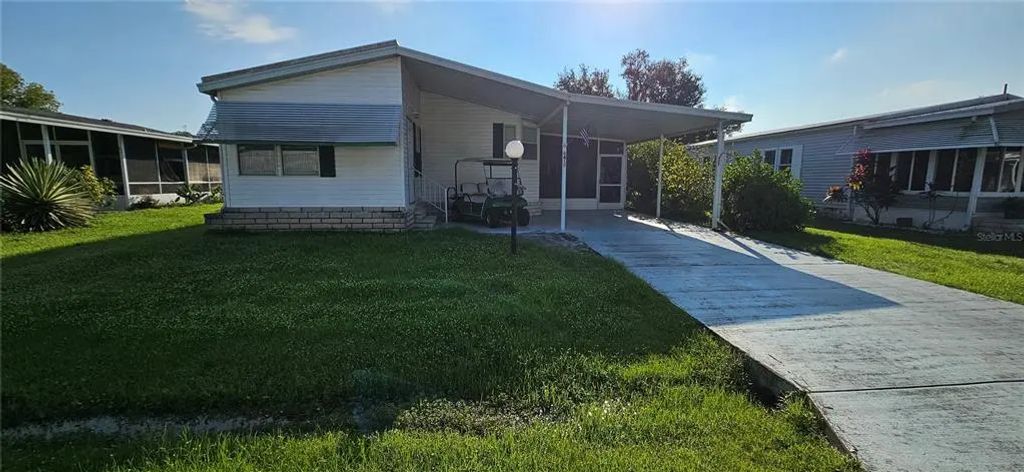 8410 Wagon Wheel Circle, NORTH FORT MYERS
