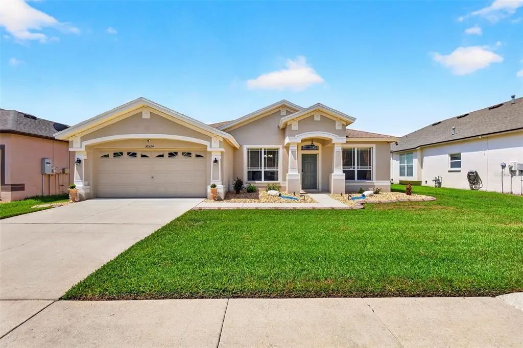 30524 Lanesborough Circle, WESLEY CHAPEL