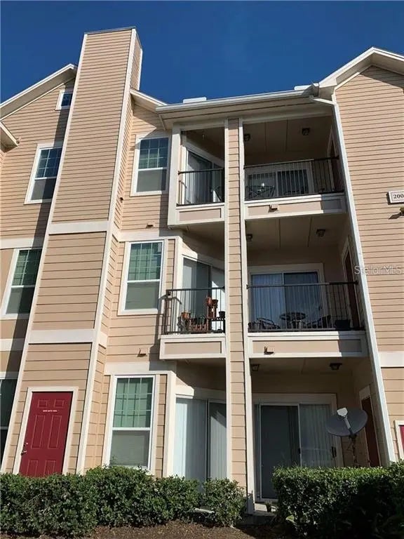 2000 Erving Circle 102, OCOEE
