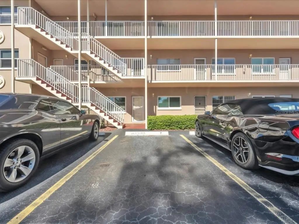 6645 1st Avenue N 102, ST. PETERSBURG