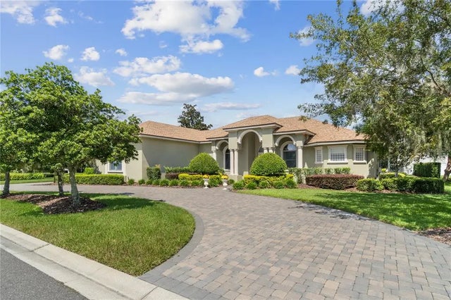 9506 Waterford Oaks Boulevard, WINTER HAVEN