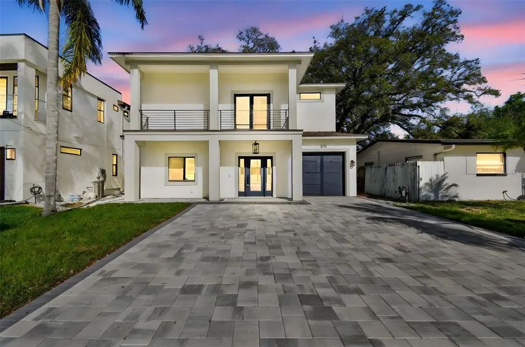 1045 Jesse Avenue, SAFETY HARBOR