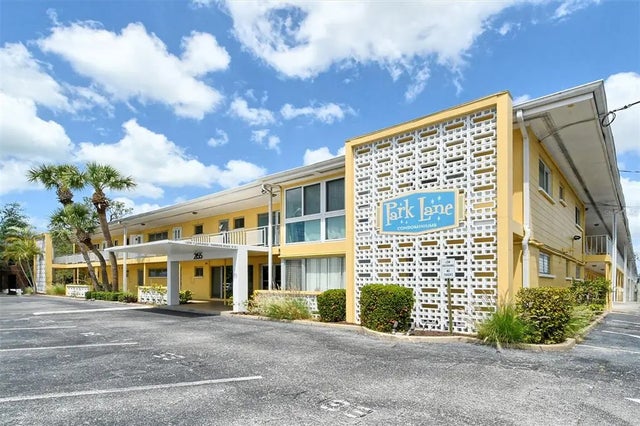 2155 Wood Street A10, SARASOTA