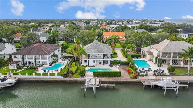 4921 Lyford Cay Road, TAMPA