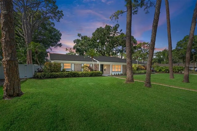 1400 88th Avenue N, ST PETERSBURG