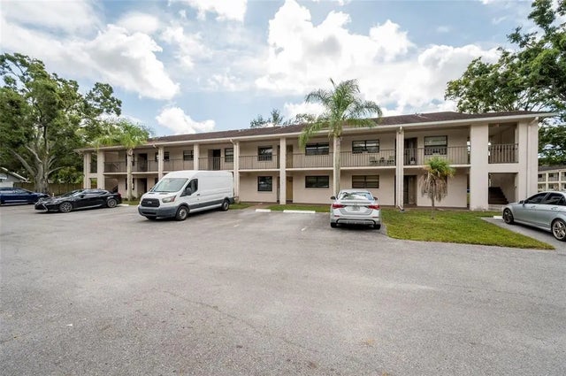 2275 62nd Avenue N 5202, ST PETERSBURG