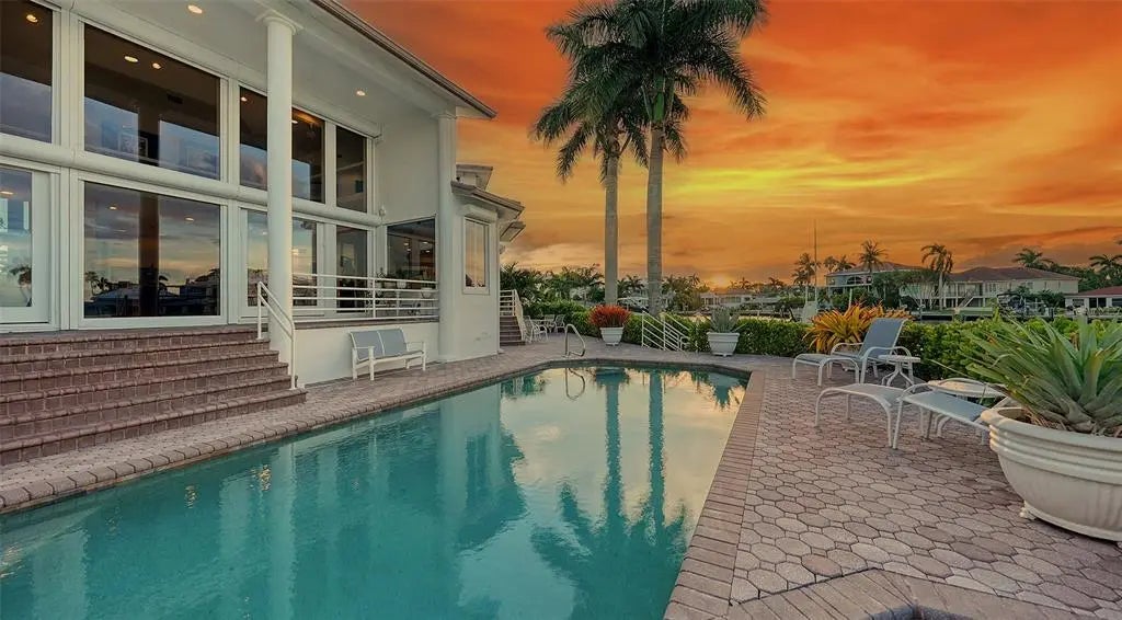 495 Mckinley Drive, SARASOTA