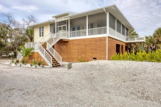 Gulf Shores Realty: 56 ed4095b1ef0b5d4c162b6b6df39662f0 s