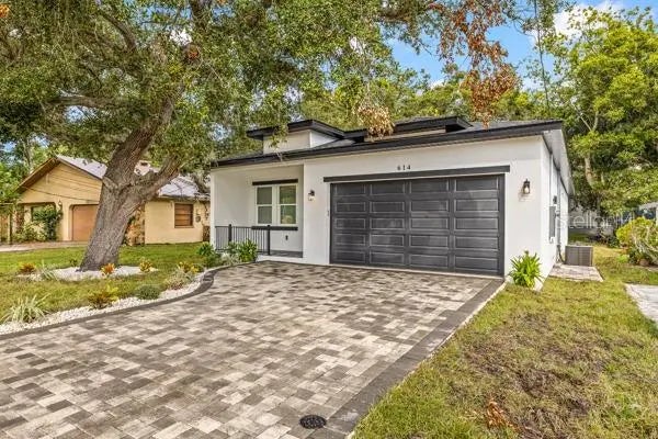 614 Pine Street, SAFETY HARBOR