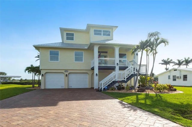 24197 Treasure Island Blvd., PUNTA GORDA