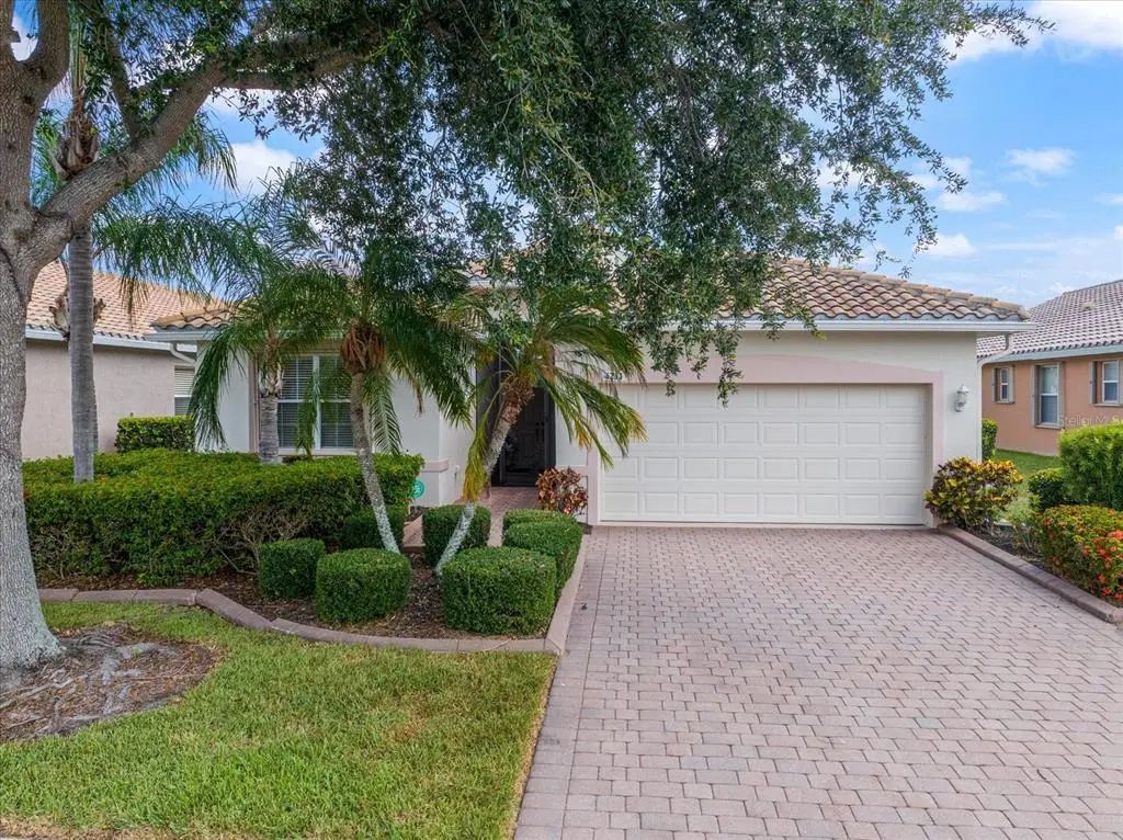 4211 64th Avenue E, SARASOTA